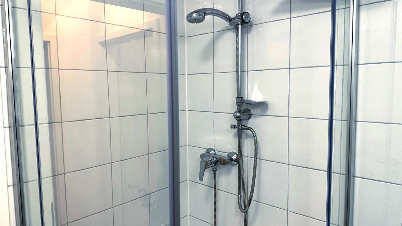 Moderne Fewo Weinberge Zell an der Mosel Ngoại thất bức ảnh